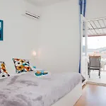 Apartman Hana - *