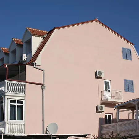 Διαμέρισμα Hana - *