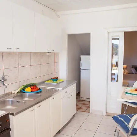 Apartment Hana - Tisno