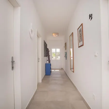 Διαμέρισμα Hana -