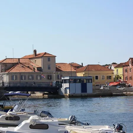 Apartment Hana - Tisno