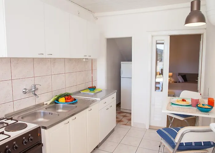 Apartment Hana - Tisno