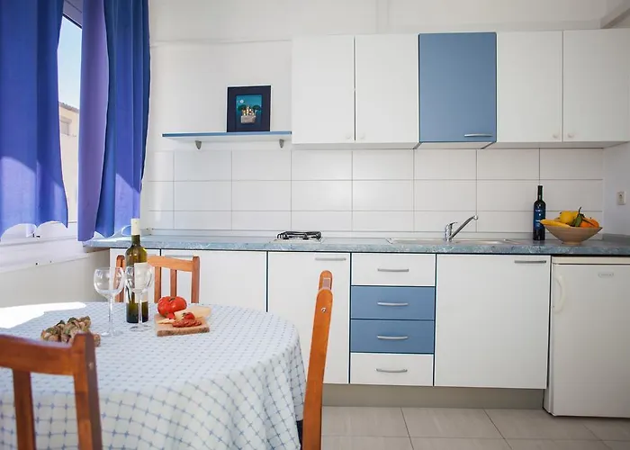 Apartment Hana - Tisno