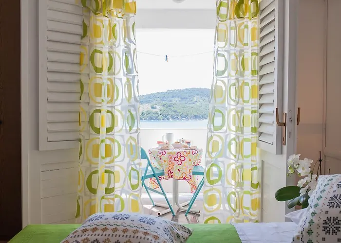 Apartment Hana - Tisno